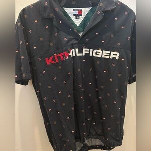 Kith/Tommy collab size large